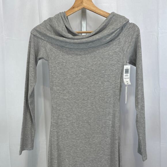 NWT THE GROUP Aritzia Luxe Lounge Meridian Dress Off Shoulder Heather Chrome M - Picture 7 of 11